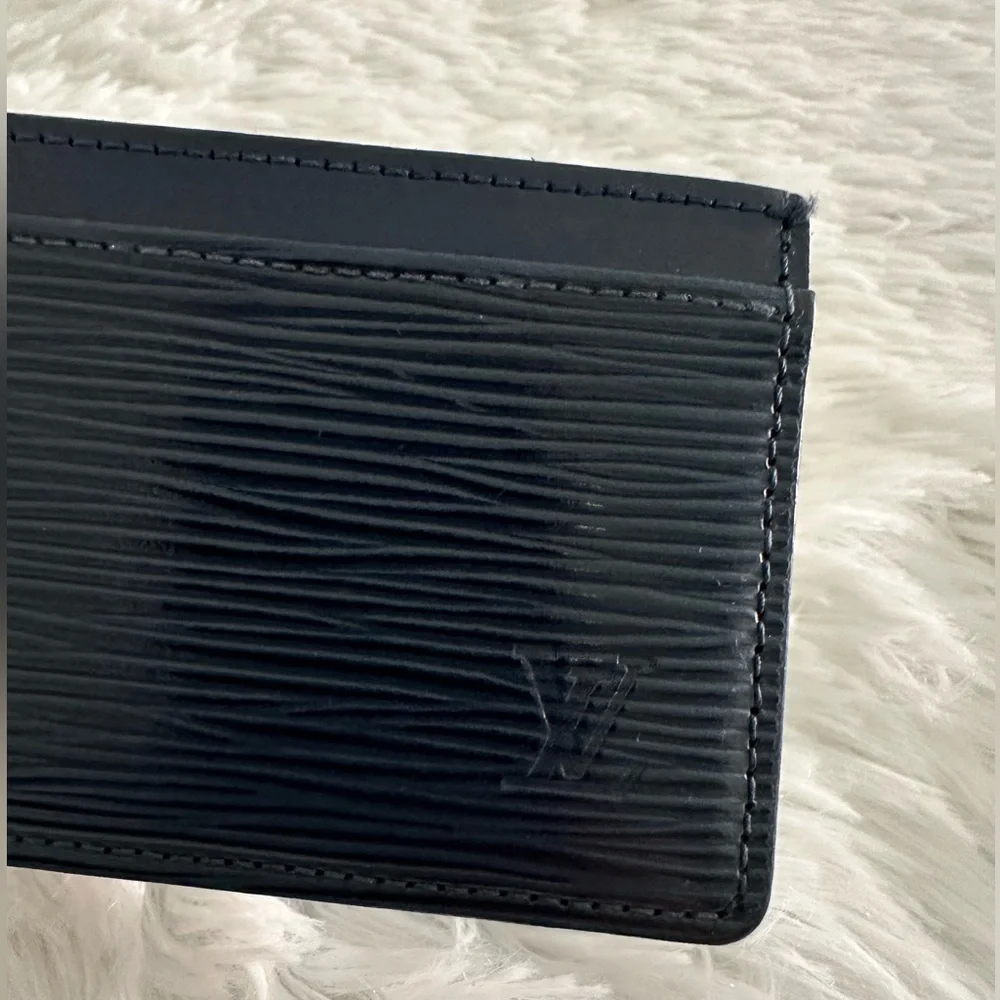 Authentic Louis‎ Vuitton Epi Leather NAVY Card Case Porte Carte Wallet